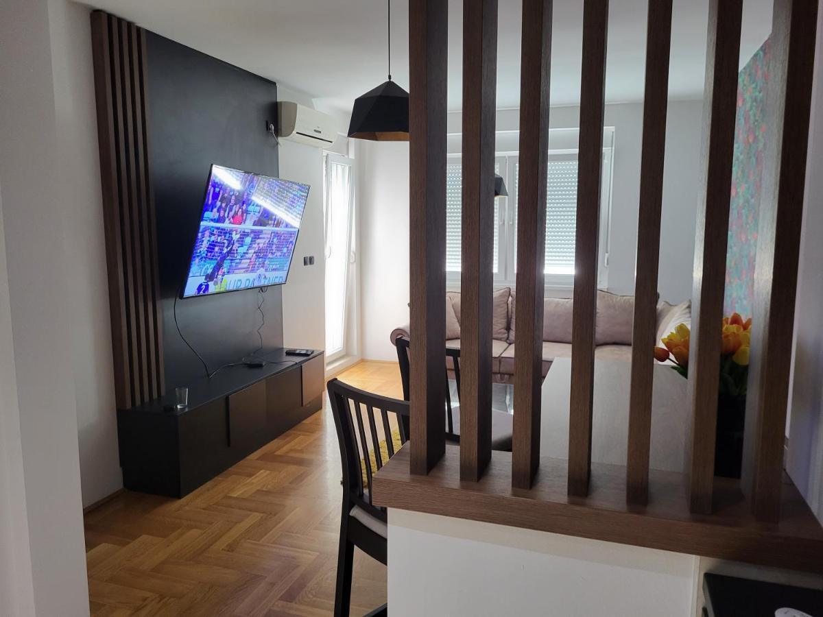 Apartamento Proximus 1 Sremska Mitrovica Exterior foto